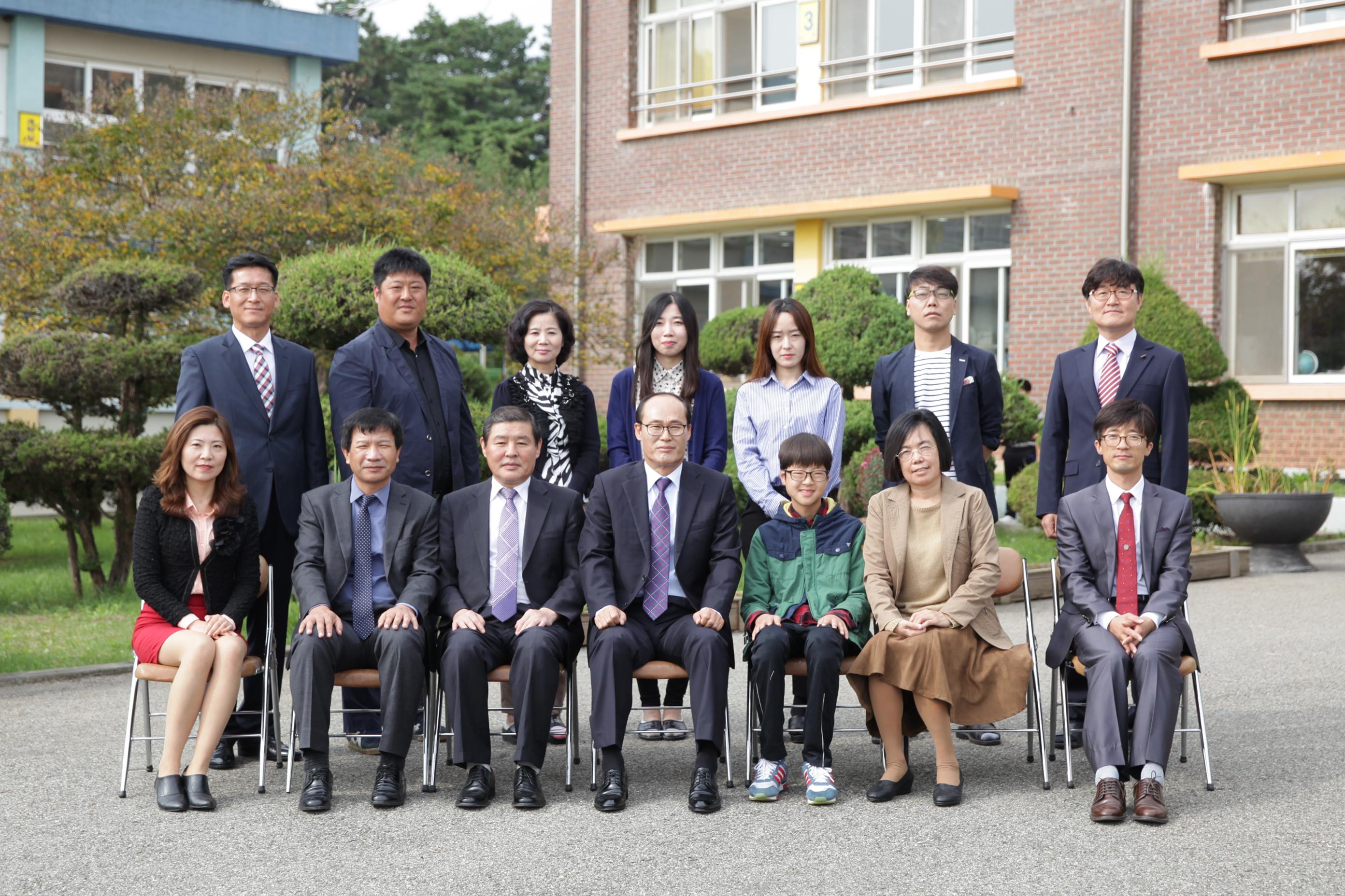 삼척중앙초등학교 제46회 졸업식 사진